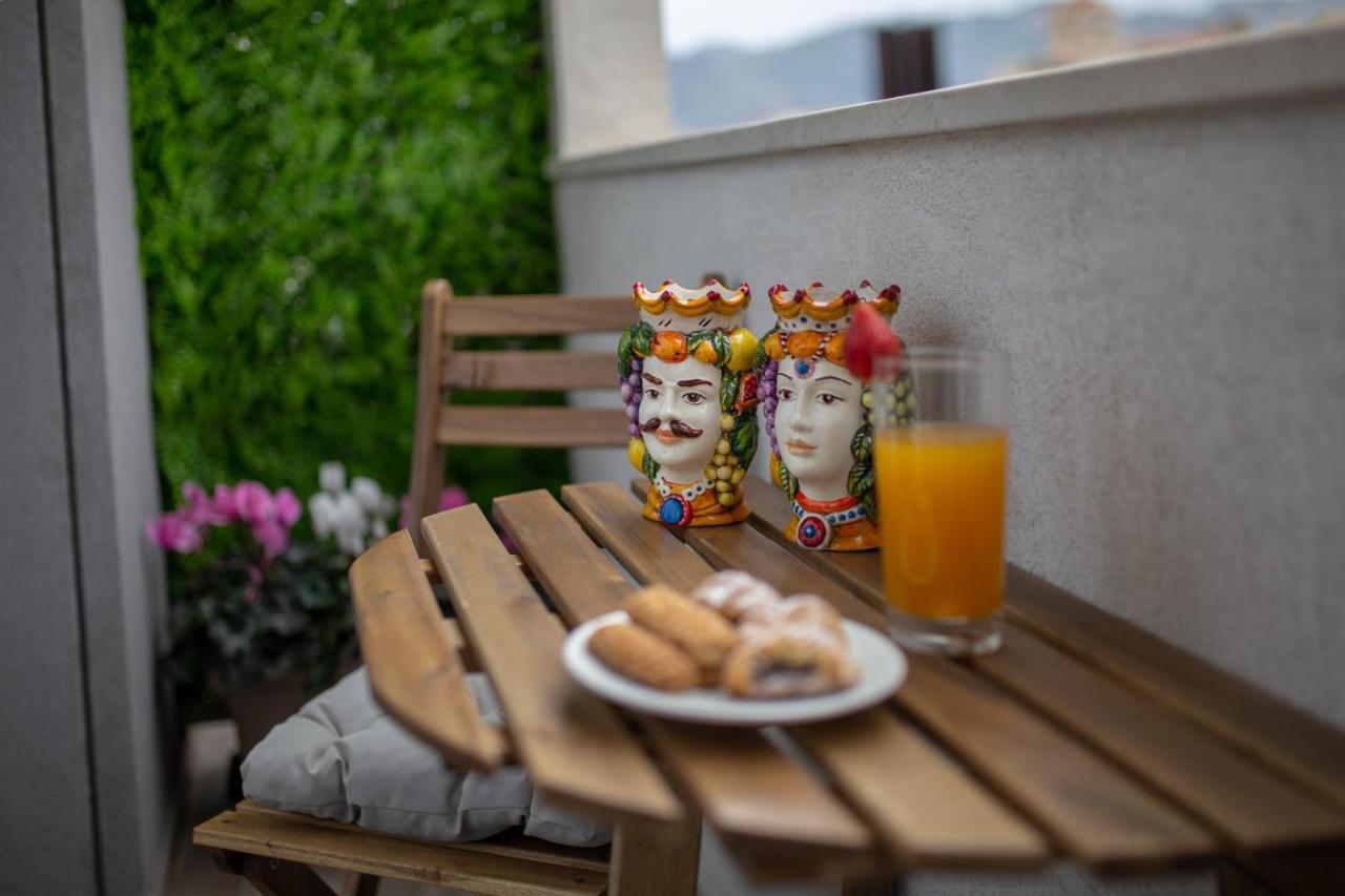 Porta Aragonese Luxury Rooms Palermo Luaran gambar