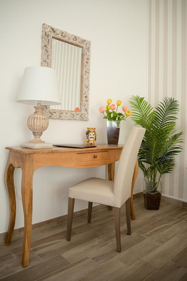 Porta Aragonese Luxury Rooms Palermo Luaran gambar